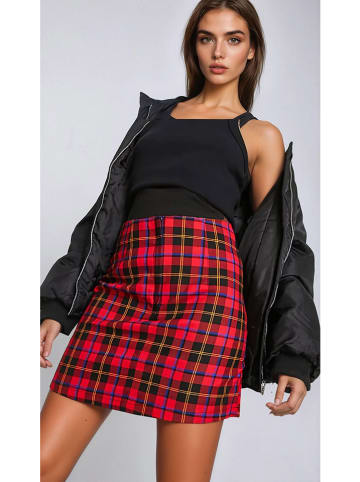 Monki Rock in Rot