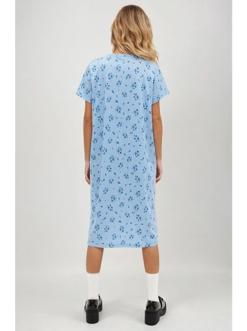 Monki Jurk lichtblauw