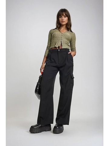 Monki Cargohose in Schwarz