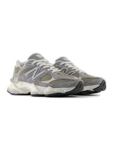 New Balance Leder-Sneakers "9060" in Lila/ Khaki