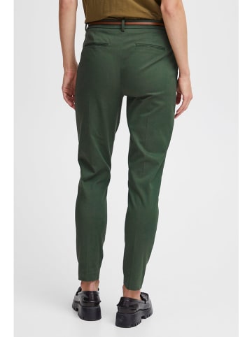 b.young Spodnie chino w kolorze zielonym