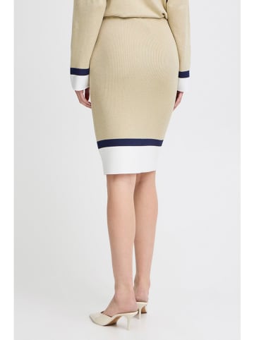 b.young Strickrock in Beige