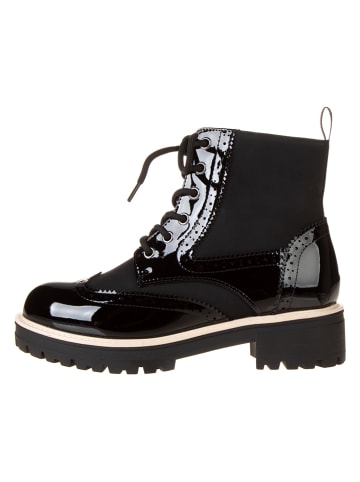 Inselhauptstadt Boots in Schwarz