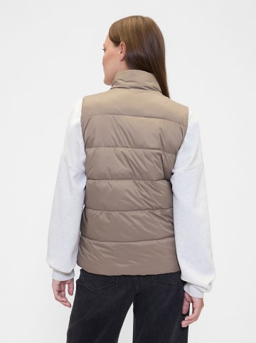 GAP Steppweste in Beige