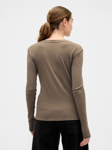 GAP Longsleeve in Beige
