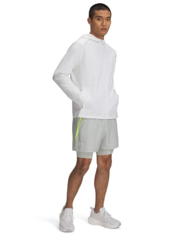 Under Armour Trainingsshorts in Grau