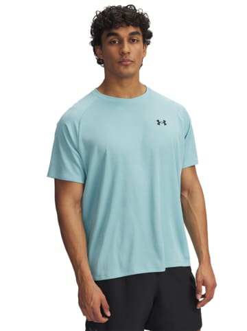 Under Armour Koszulka sportowa w kolorze błękitnym