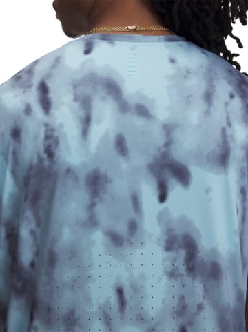 Under Armour Trainingsshirt in Blau