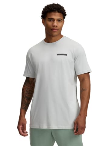 Under Armour Shirt in Weiß