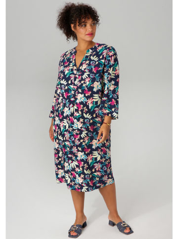 Aniston Kleid in Dunkelblau/ Pink/ Creme