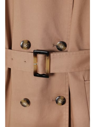 TATUUM Trenchcoat in Hellbraun