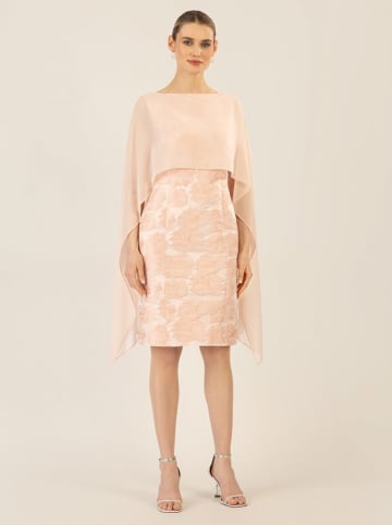 APART Kleid in Rosa