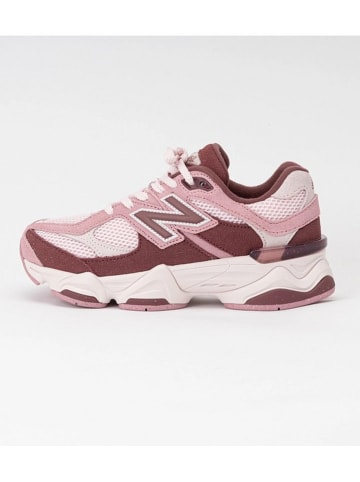 New Balance Sneakers "9060" lichtroze/rood