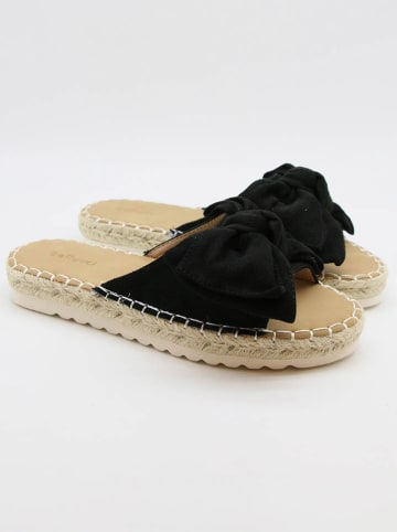 Bellucci Slippers zwart