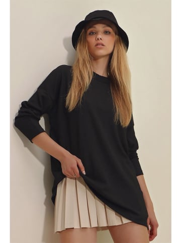 trendyol Longsleeve in Schwarz