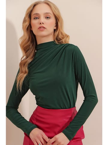 trendyol Bluse in Dunkelgrün