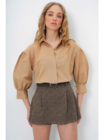 trendyol Bluse in Hellbraun