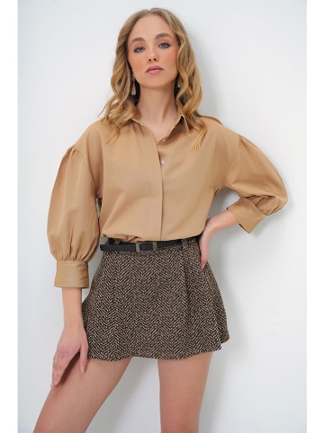 trendyol Bluse in Hellbraun
