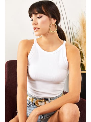 trendyol Body w kolorze białym