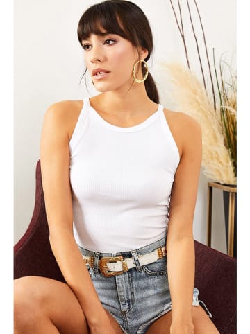 trendyol Body w kolorze białym