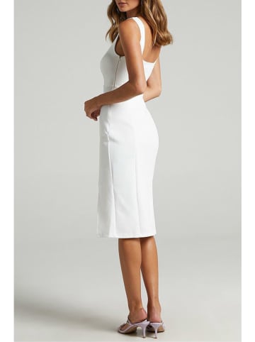 trendyol Kleid in Weiß