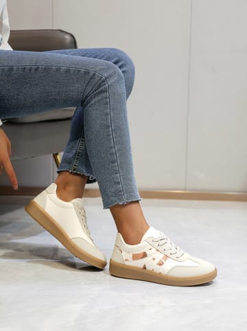 Sixth Sens Sneakers in Beige/ Creme