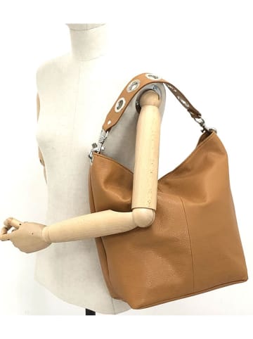 Marlon Leder-Schultertasche "Tamara" in Camel - (B)40 x (H)33 x (T)15 cm