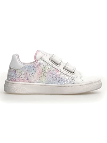 Naturino Skórzane sneakersy w kolorze białym ze wzorem