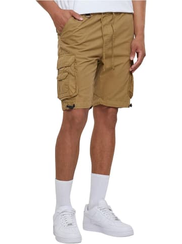 Urban Classics Cargoshorts in Beige