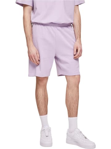 Urban Classics Sweatshorts in Lila