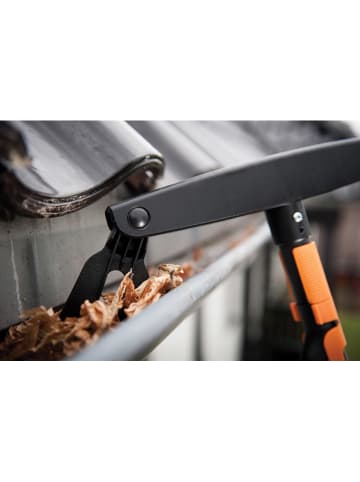 Fiskars Dachrinnenreiniger "QuikFit" in Schwarz/ Orange