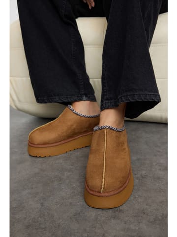 trendyol Ankle-Boots in Hellbraun