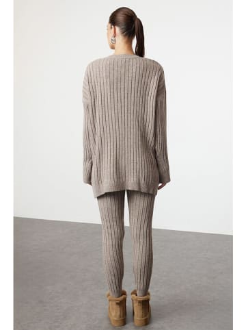 trendyol 2-delige outfit lichtbruin