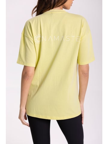 Onamaste Shirt geel