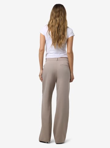 Noisy may Hose in Taupe