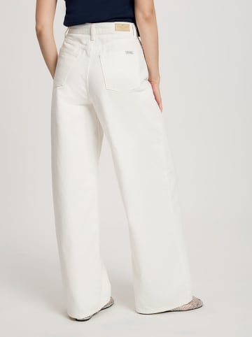 Cross Jeans Dżinsy - Flared fit - w kolorze białym