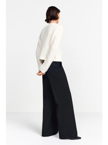 Rich & Royal Cardigan in Creme