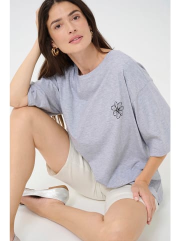 Cream Shirt in Grau