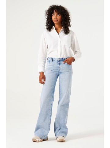 Garcia Jeans - Flared fit - in Hellblau