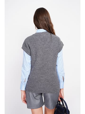 William de Faye Bezrękawnik w kolorze szarym