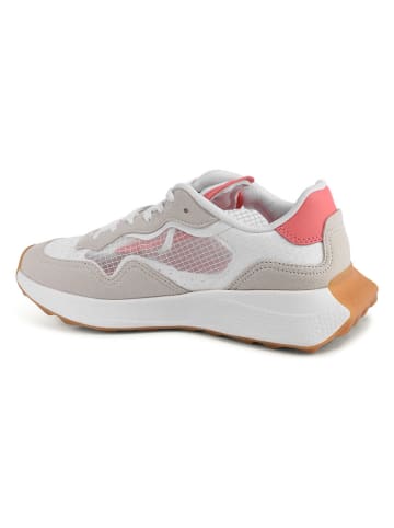 Tommy Hilfiger Shoes Sneakers in Beige