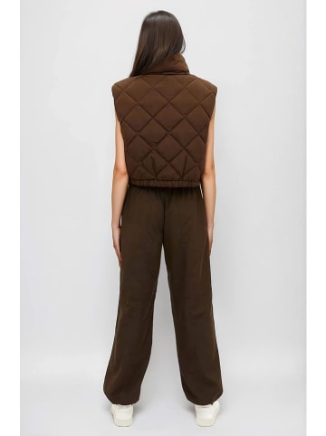 Monki Doorgestikte bodywarmer donkerbruin
