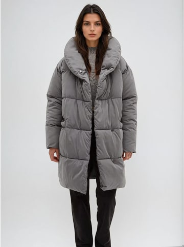 Monki Wintermantel in Grau
