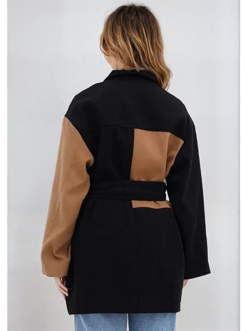Monki Übergangsjacke in Schwarz/ Camel