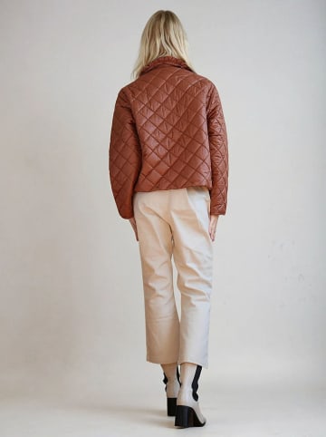 Monki Steppjacke in Cognac