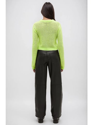 Monki Sweter w kolorze jasnozielonym