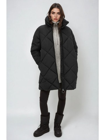 Monki Steppjacke in Schwarz