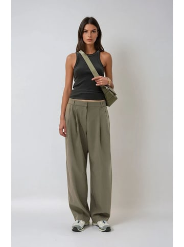 Weekday Spodnie w kolorze khaki