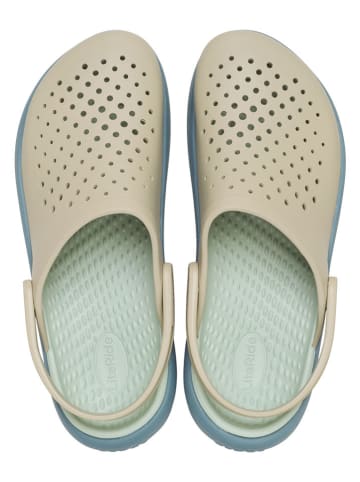 Crocs Chodaki "InMotion" w kolorze beżowo-niebieskim
