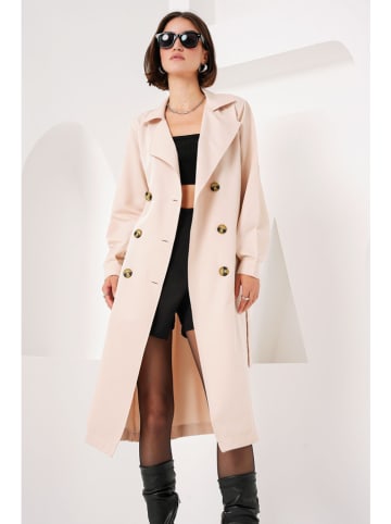 Happiness Istanbul Trenchcoat in Beige